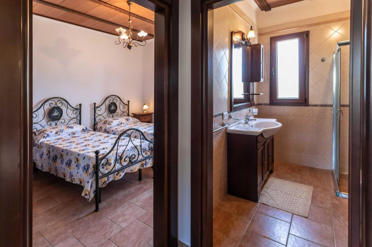 Villa Antonietta Alliste Luaran gambar