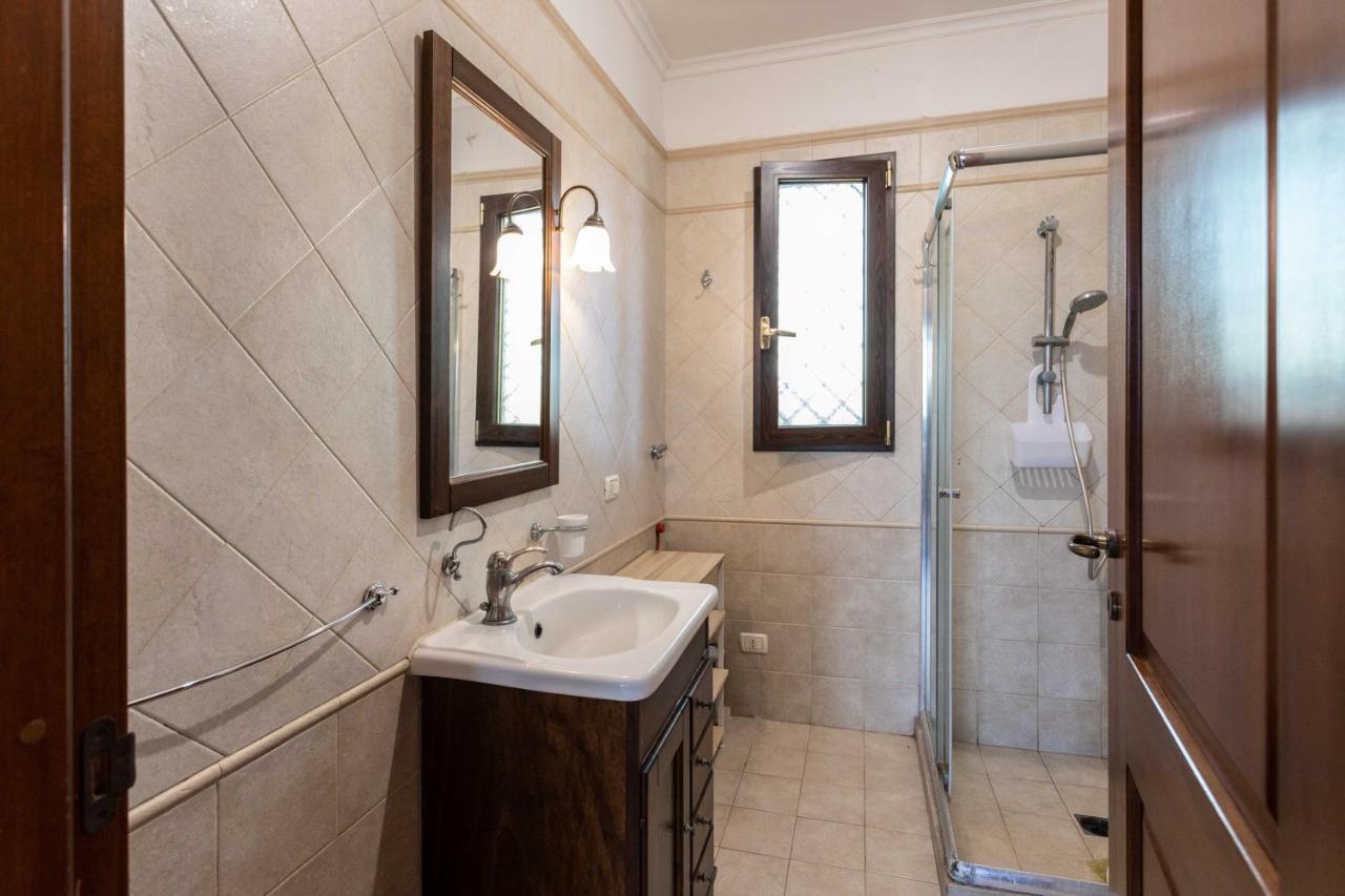 Villa Antonietta Alliste Luaran gambar